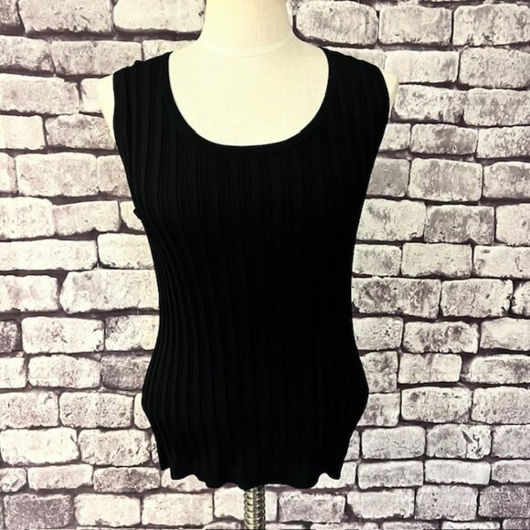 Chico's Black Ribbed Scoop Neckline Top Size M - Picture 1 of 9